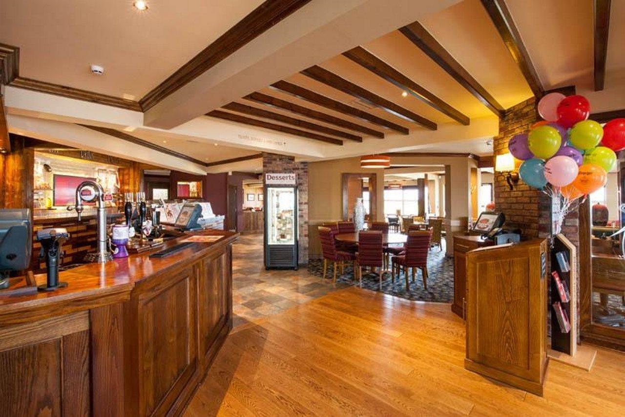 Premier Inn Barrow In Furness Ngoại thất bức ảnh